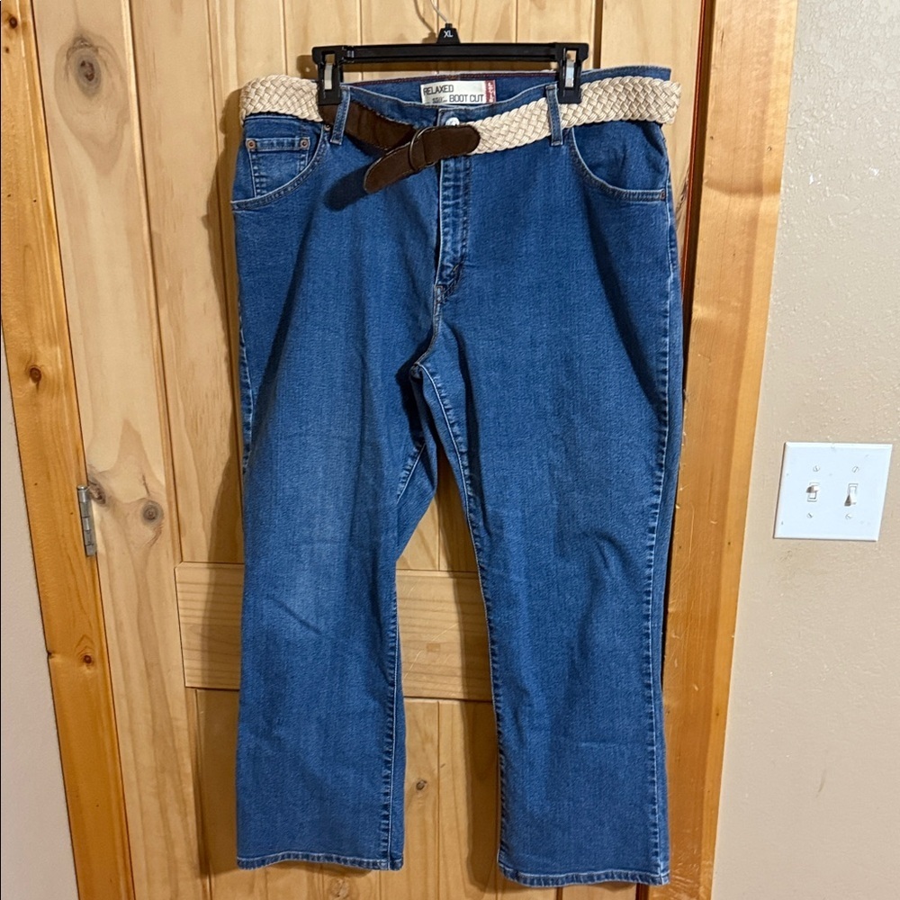 Levi's 550 relaxed Blue Boot Cut Jeans